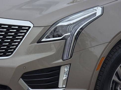 Certified 2023 Cadillac XT5 Premium Luxury AWD/4WD image 34
