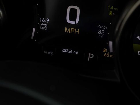 Used 2023 Jeep Wrangler Unlimited Sahara w/ Cold Weather Group AWD/4WD image 18