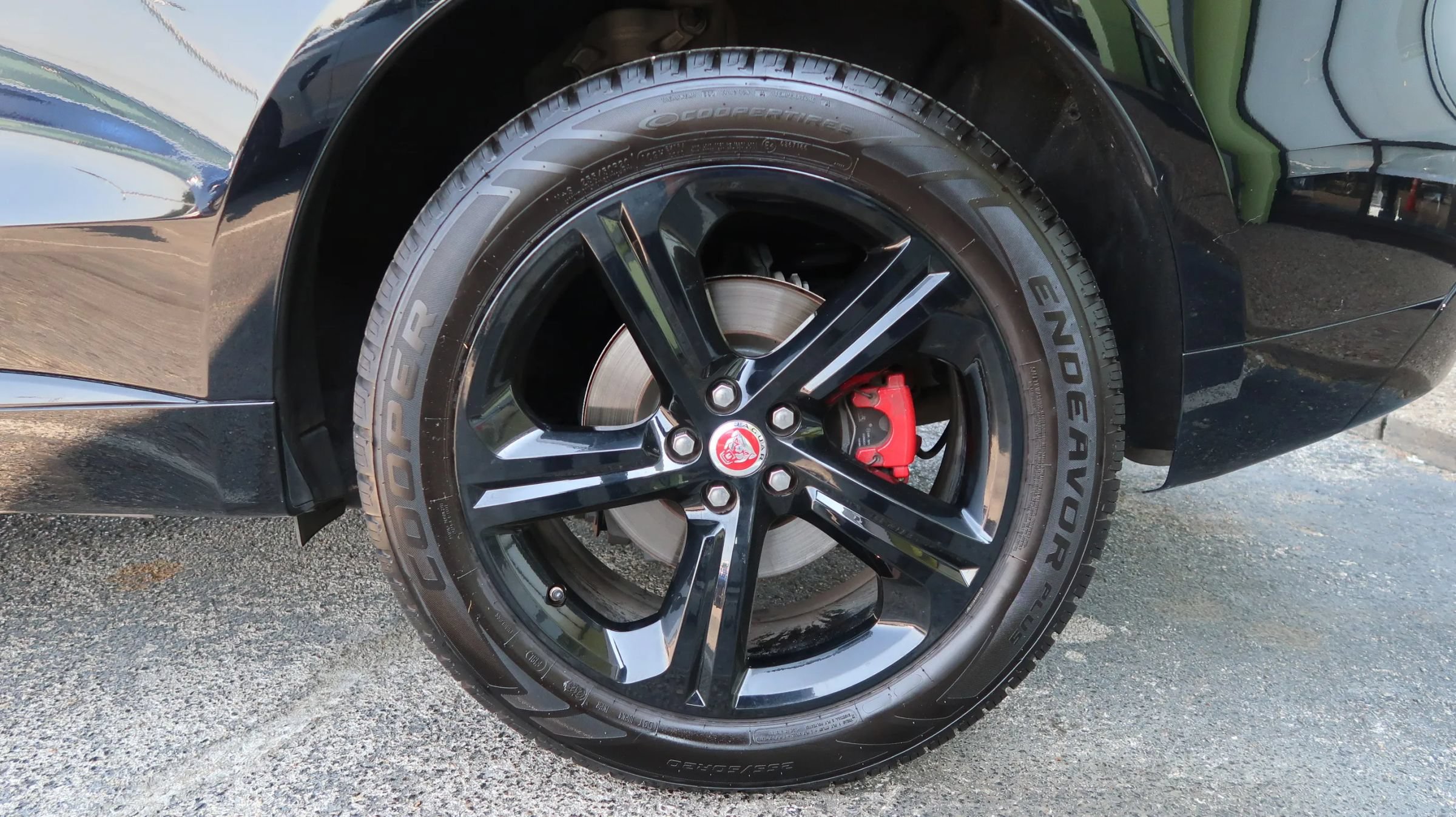 Used 2019 Jaguar F-PACE S AWD/4WD image 57
