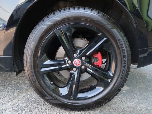 Used 2019 Jaguar F-PACE S AWD/4WD image 57