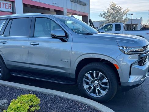 Used 2024 Chevrolet Tahoe LT w/ LT Signature Package image 6