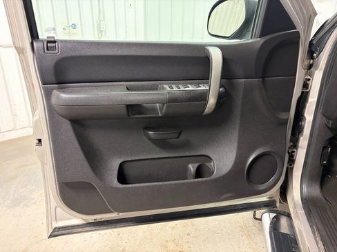 Used 2009 Chevrolet Silverado 1500 LT w/ Power Pack Plus image 17