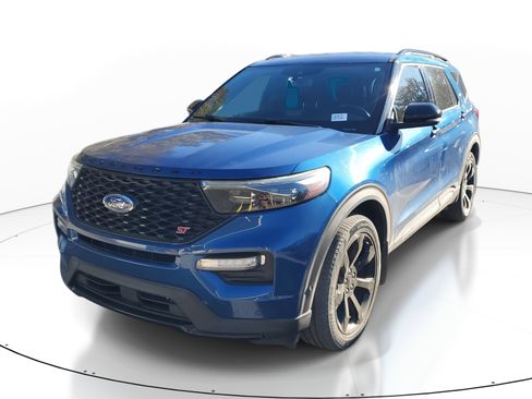 Used 2020 Ford Explorer ST w/ ST Street Pack image 3