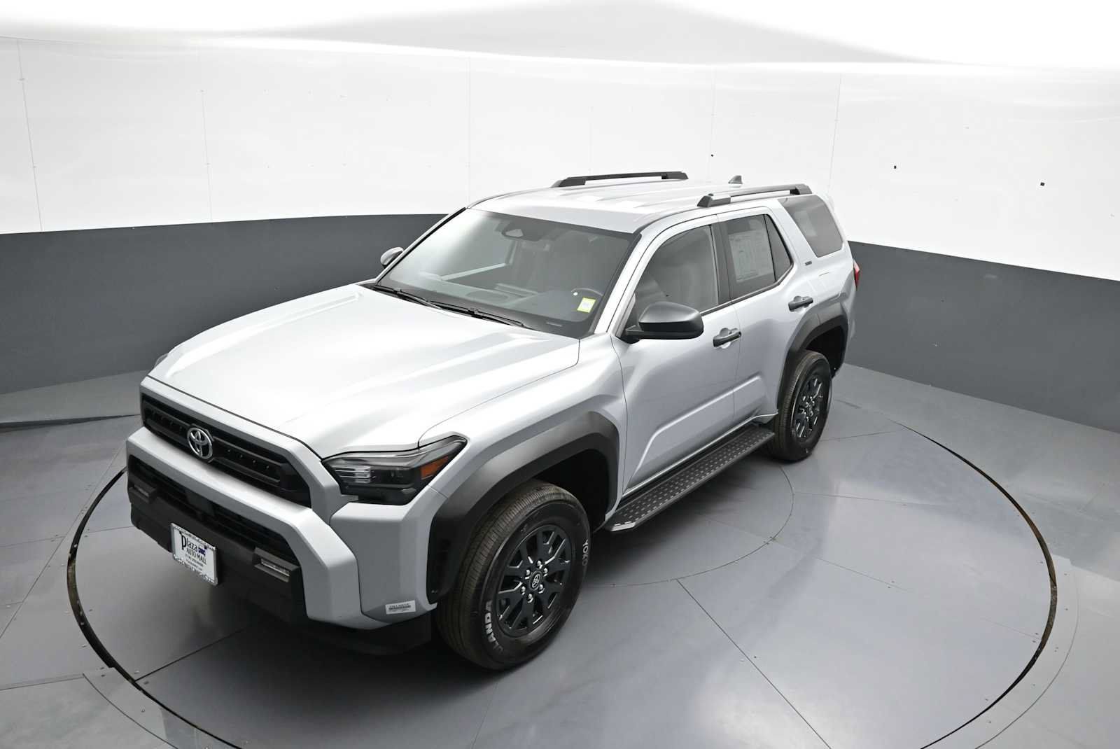 Used 2025 Toyota 4Runner SR5 AWD/4WD image 34