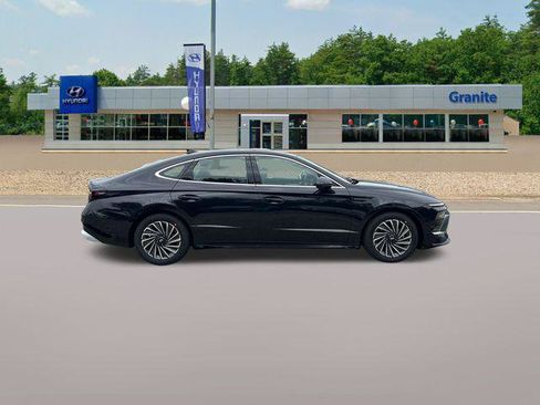 New 2026 Hyundai Sonata Limited FWD image 5