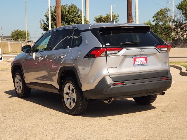 Used 2024 Toyota RAV4 LE FWD image 4
