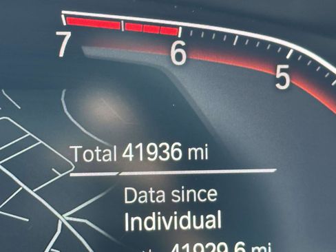 Used 2022 BMW 530i xDrive w/ M Sport Package image 37