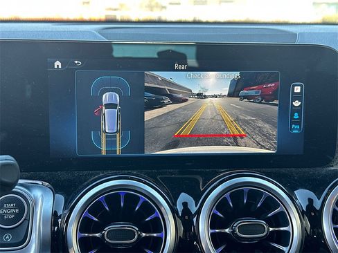 Certified 2024 Mercedes-Benz GLB 250 image 5