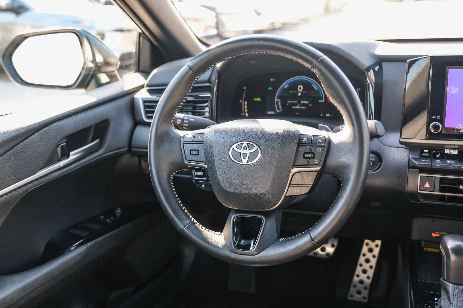 Certified 2025 Toyota Camry SE w/ Convenience Package FWD image 15