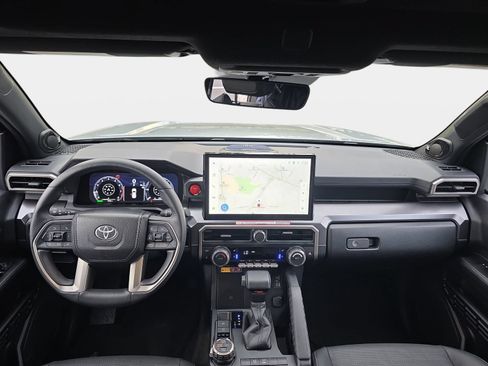 Used 2026 Toyota 4Runner TRD Off-Road Premium AWD/4WD image 9