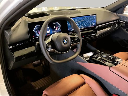 New 2026 BMW 530i xDrive w/ Premium Package AWD/4WD image 8