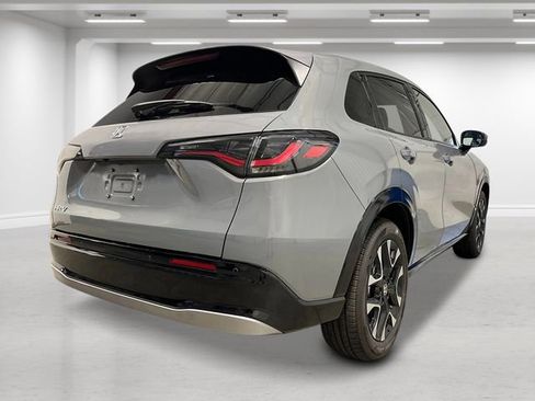 New 2026 Honda HR-V EX-L image 3