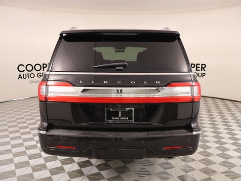 Used 2020 Lincoln Navigator Reserve AWD/4WD image 24