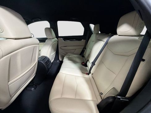 Used 2019 Cadillac XT5 AWD image 26