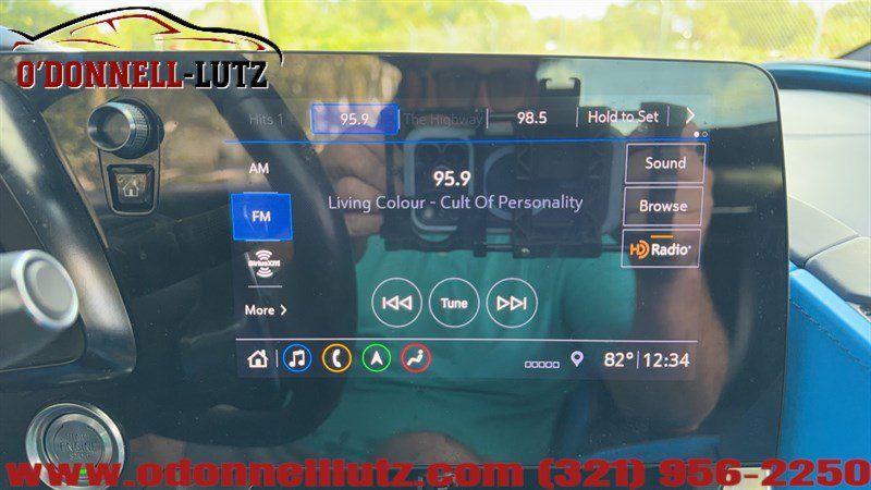 Used 2020 Chevrolet Corvette Stingray Premium Conv w/ 3LT Preferred Equipment Group RWD image 24
