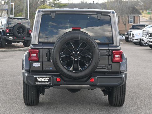 Used 2025 Jeep Wrangler Sahara w/ Safety Group image 12