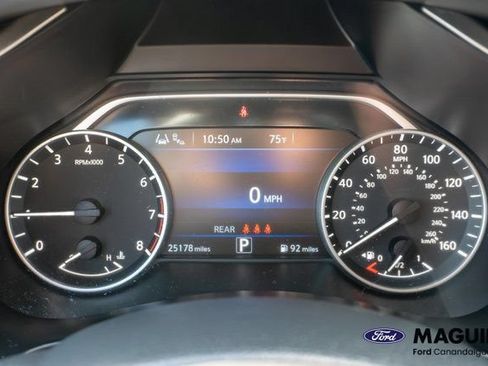 Used 2024 Nissan Murano SV w/ SV Midnight Edition Package AWD/4WD image 21