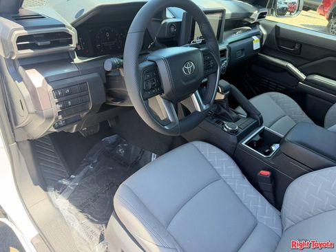 New 2026 Toyota Tacoma SR5 AWD/4WD image 12
