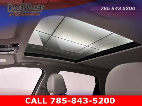 Used 2023 Kia Sorento SX image 11