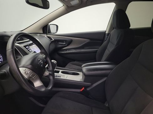 Used 2018 Nissan Murano SV image 17