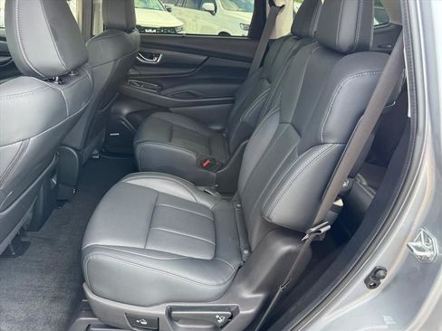 Used 2024 Subaru Ascent Limited w/ Technology Package AWD/4WD image 14