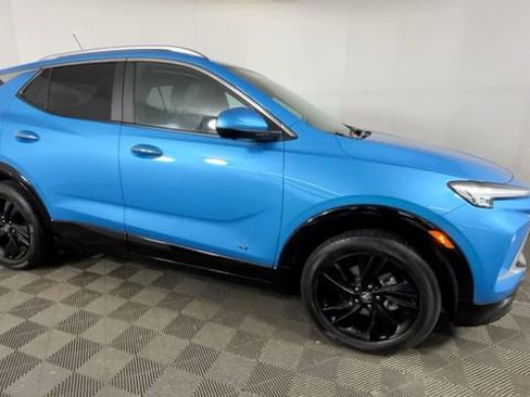 Used 2025 Buick Encore GX Sport Touring w/ Advanced Technology Package FWD image 2