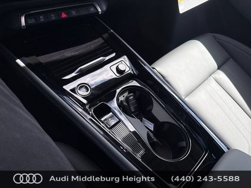 Used 2026 Audi Q3 quattro 2.0T AWD/4WD image 27