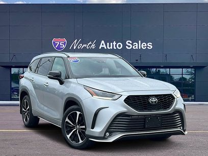 Used 2022 Toyota Highlander XSE