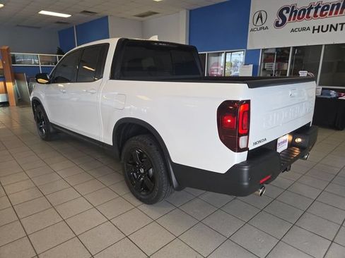 Used 2025 Honda Ridgeline Black Edition image 6