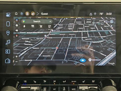 New 2027 Chevrolet Bolt RS w/ Technology Package FWD image 18