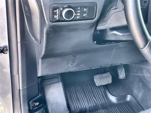 Used 2025 Ford Escape ST-Line w/ Equipment Group 301A image 29