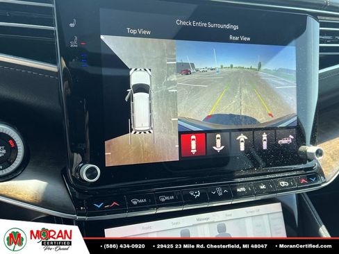 Used 2023 Jeep Grand Wagoneer Series II AWD/4WD image 25