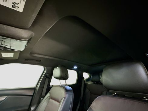 Used 2021 Chevrolet Blazer RS w/ Enhanced Convenience Package image 27