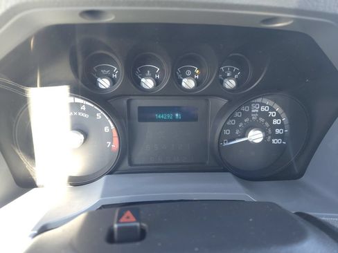 Used 2014 Ford F250 XL w/ Power Equipment Group RWD image 21
