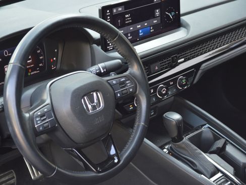 Used 2023 Honda Accord Sport image 25