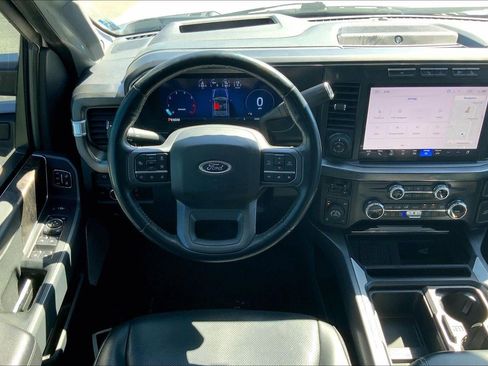 Used 2024 Ford F350 Lariat w/ Lariat Ultimate Package AWD/4WD image 5