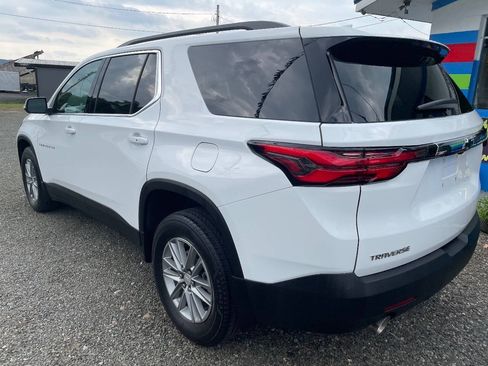 Used 2023 Chevrolet Traverse LT FWD image 8
