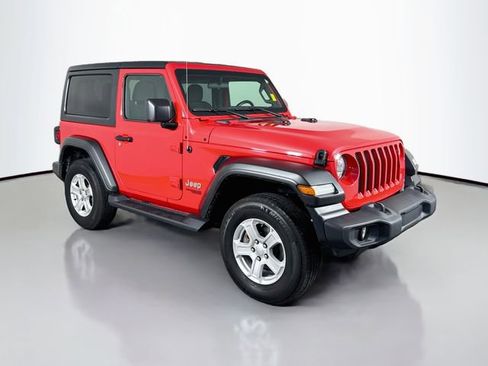 Used 2020 Jeep Wrangler Sport AWD/4WD image 3