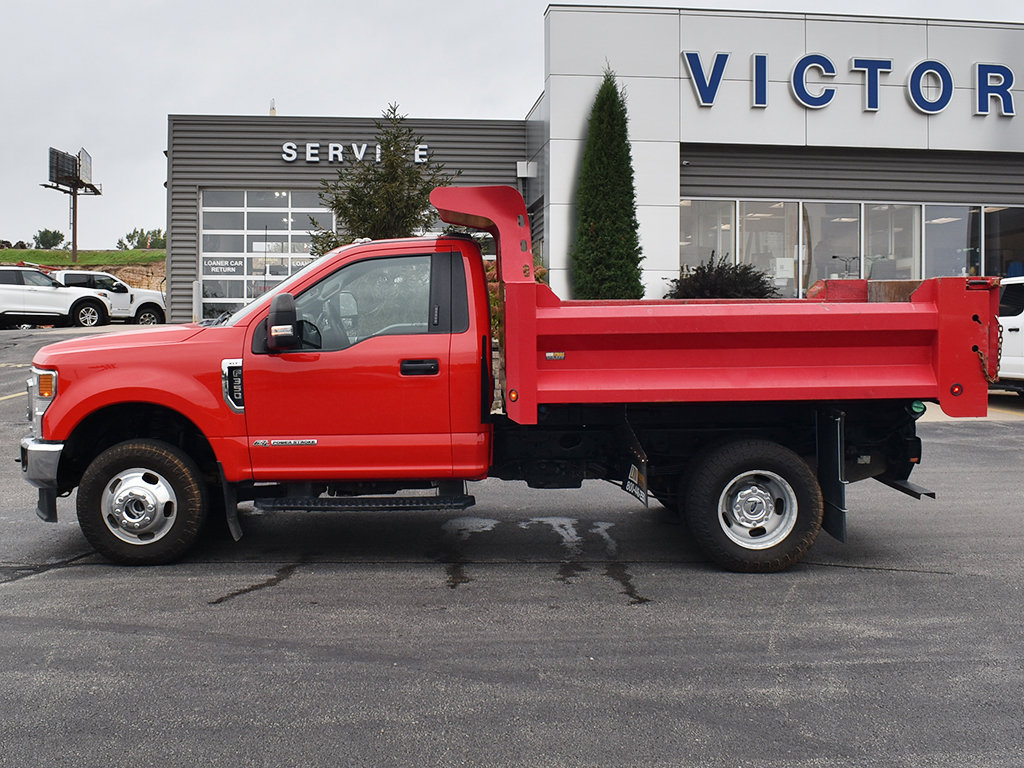 Used 2022 Ford F350 XLT w/ XLT Value Package AWD/4WD image 2