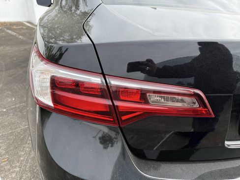 Used 2018 Acura ILX image 11