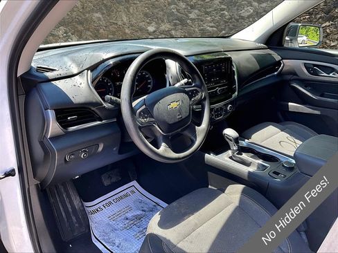 Used 2021 Chevrolet Traverse LS AWD/4WD image 11