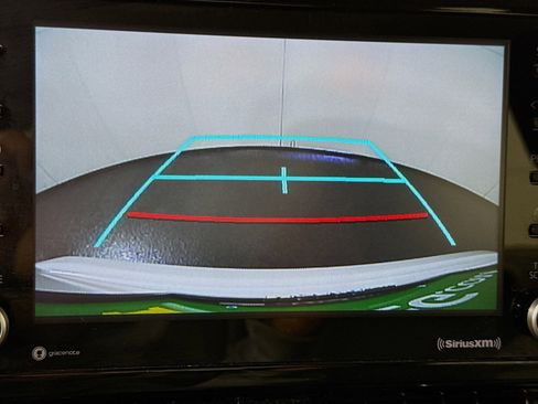 Used 2022 Toyota Corolla LE image 19