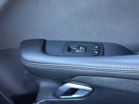 Used 2018 Dodge Challenger SXT w/ Blacktop Package RWD image 35