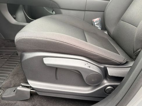 New 2026 Hyundai Santa Fe SE image 13