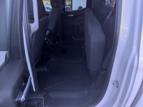 Used 2021 Chevrolet Silverado 1500 Custom image 39