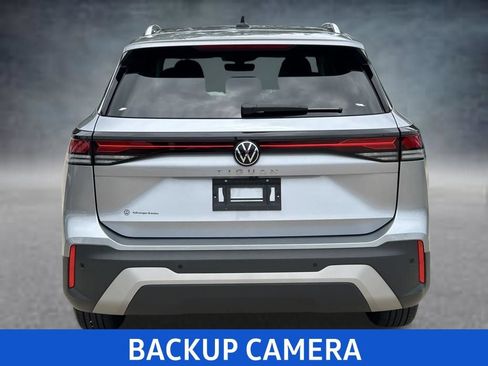 Certified 2025 Volkswagen Tiguan S FWD image 6