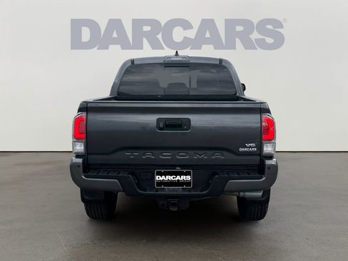 Used 2023 Toyota Tacoma TRD Off-Road w/ Advanced Technology Package AWD/4WD image 6