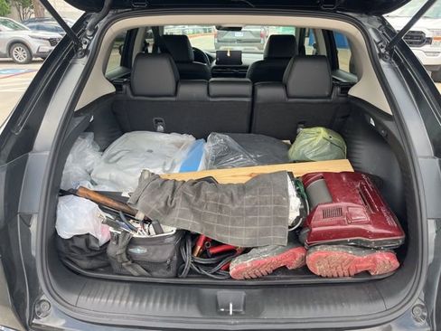 Used 2025 Honda HR-V EX-L image 7