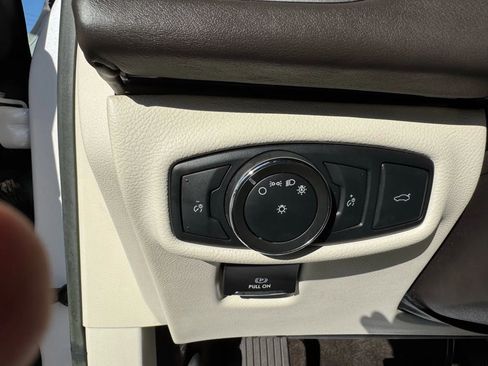 Used 2017 Lincoln MKZ Black Label w/ Climate Package image 22