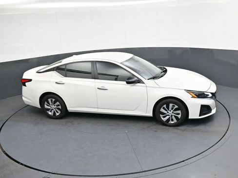 Certified 2025 Nissan Altima 2.5 S image 28